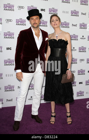 Carlos Leal, Fiona Hefti 27th Annual Independent Spirit Awards à Santa Monica Beach - Arrivées Los Angeles, Californie - Banque D'Images