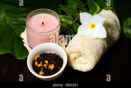 Un arrangement naturel de Day spa consommables pour l'aromathérapie Banque D'Images