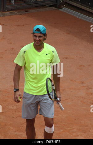 Rome, Italie. 17 mai 2013, Rafael Nadal à la pratiquer à l'atp masters. Credit : Gari Wyn Williams / Alamy Live News Banque D'Images