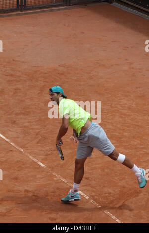 Rome, Italie. 17 mai 2013, Rafael Nadal à la pratiquer à l'atp masters. Credit : Gari Wyn Williams / Alamy Live News Banque D'Images