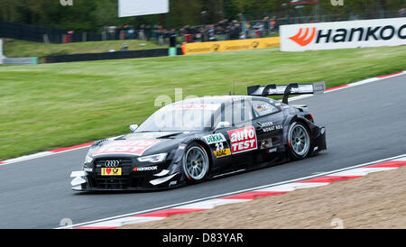 Brands Hatch, UK. Le 18 mai 2013. Timo Scheider (GER) conduisant le Audi Sport Team Abt Audi RS 5 DTM DTM durant la tournée allemande de qualification Championnat de voitures de Brands Hatch. Credit : Action Plus de Sports / Alamy Live News Banque D'Images