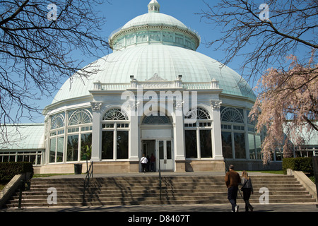 L'Enid A. Haupt Conservatory au Jardin Botanique de New York dans le Bronx Banque D'Images