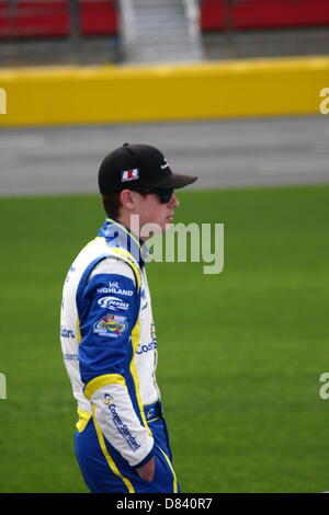 Charlotte Motor Speedway, North Carolina, USA. 17 mai 2013. Ryan Blaney sur pit road pendant les qualifications pour le NC 200 Loterie Éducation à Charlotte Motor Speedway le 17 mai 2013. ( Christopher Kimball ). Crédit : Christopher Kimball / Alamy Live News Banque D'Images