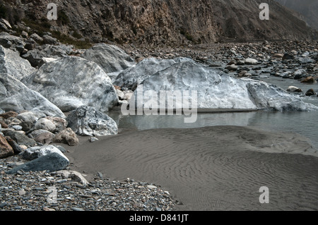 Rock Garden Glacier Inilchek Banque D'Images