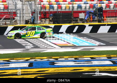 Charlotte, USA. 17 mai, 2013. David Stremme passe la tribune au cours de la pratique pour le sprint final Showdown at Charlotte Motor Speedway le 17 mai 2013. Photo : Alamy Live News Banque D'Images