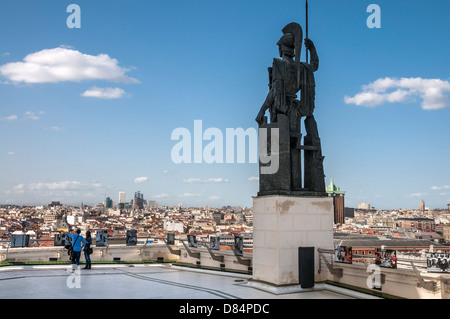 Les toits de Madrid vu de la terrasse du toit du Circulo de Bellas Artes, Centre des Arts, le centre de Madrid, Espagne Banque D'Images