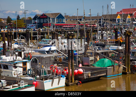 Bateaux de pêche dans un quai à Steveston, British Columbia, Canada Banque D'Images