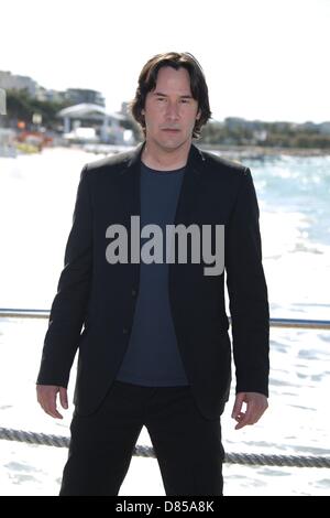 Cannes, France. 20 mai 2013. Directeur / acteur Keanu Reeves pose à la photocall de 'l'homme du Tai Chi' au cours de la la 66e Festival International du Film de Cannes à l'Hôtel Carlton Pier à Cannes, France, le 20 mai 2013. Photo : Hubert Boesl/dpa/Alamy Live News Banque D'Images