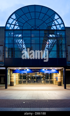 Southend - sur - mer à l'aube.Les Royals shopping centre. Banque D'Images