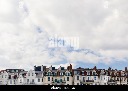 Rangée de toits de maisons d'hôtes à Boscombe Bournemouth, Banque D'Images