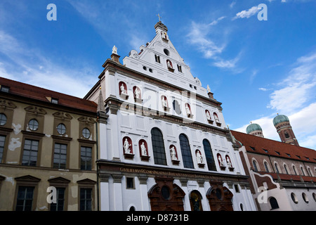 L'église Saint Michel ( Neuhauserstrasse Neuhauser Strasse ), Munich, Allemagne Banque D'Images