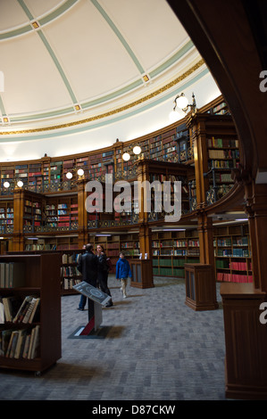 Salle de lecture Picton La nouvelle bibliothèque centrale a ouvert dans le centre-ville de Liverpool. Banque D'Images