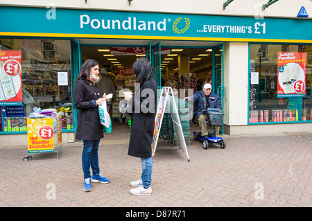 Poundland store, England, UK Banque D'Images