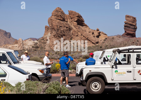 Guides sur une Jeep safari tour sur le parc national du Teide, Tenerife, Canaries, Espagne Banque D'Images