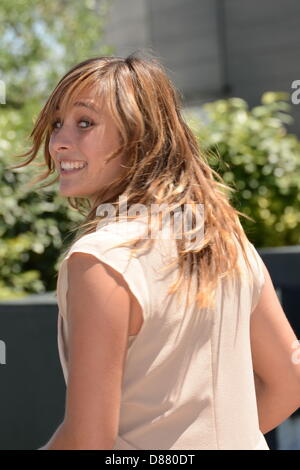 Cannes, France. Le 21 mai 2013. Julie de Bona assiste à une séance de photos pour le 'NE' Quelque part au cours de la 66e Assemblée annuelle du Festival du Film de Cannes au Palais des Festivals le 21 mai 2013 à Cannes, France. (Crédit : Crédit : Image/ZUMAPRESS.com/Alamy Injimbert Frederick Live News) Banque D'Images