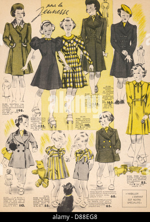 COSTUME POUR ENFANTS 1937 Banque D'Images