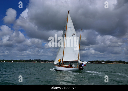 Pangur Ban : Loki, classe, yawl ketch Marconi, 1954, Architecte : Sparkman & Stephens, chantier : Abeking & Rasmussen (DE). Banque D'Images