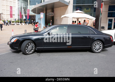 Daimler AG noire Maybach 62S Berline de Luxe Banque D'Images