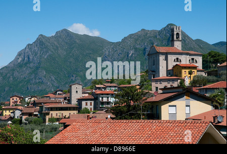 Siviano, Monte Isola, le lac d'Iseo, Lombardie, Italie Banque D'Images