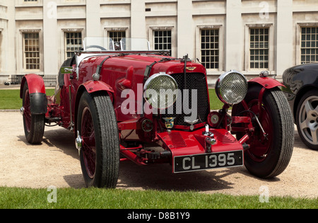 Un rare 1935 Aston Martin 1½ litre ‘Ulster’ exposé au Old Royal Naval College de Greenwich Banque D'Images