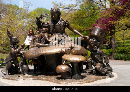 Statue d'Alice au pays des merveilles Central Park Banque D'Images