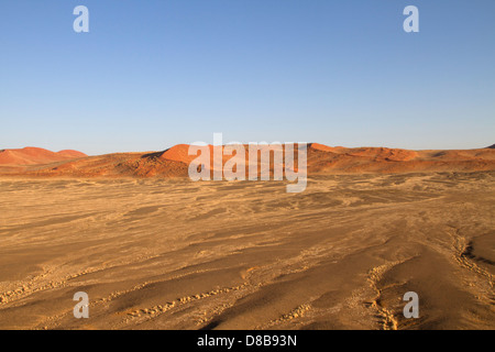 Vue depuis un ballon à air chaud sur les dunes de Sossusvlei, Namibie Banque D'Images