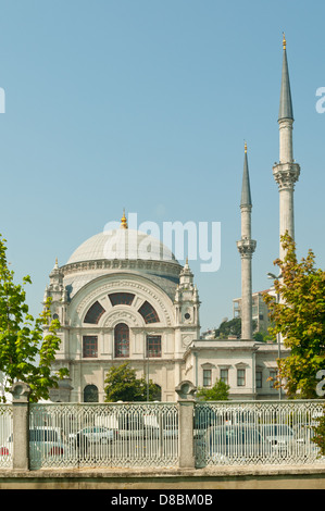 Besmi Allam Valide Sultan Mosquée, Besiktas, Istanbul, Turquie Banque D'Images