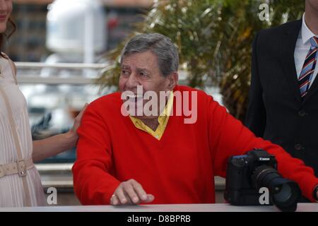 Cannes, France. 23 mai 2013. Jerry Lewis acteur assiste à l'appel de photo de 'Rose' au cours de la la 66e Festival International du Film de Cannes au Palais des Festivals de Cannes, France, le 23 mai 2013. Photo : Hubert Boesl/DPA/Alamy Live News Banque D'Images