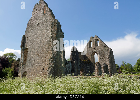 La maison d''ruines adjacent à l'église du prieuré de Sainte Marie et saint Blaise Boxgrove Banque D'Images