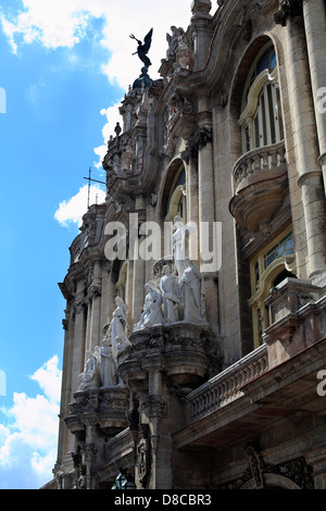 Close Up de la façade et des statues du Grand Théâtre de La Havane, (Gran Teatro de La Habana) Cuba Banque D'Images