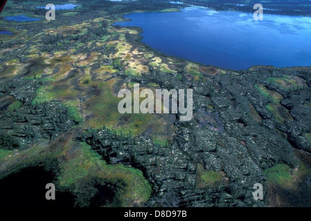 Six Mile Lake et la rivière de boue. Banque D'Images