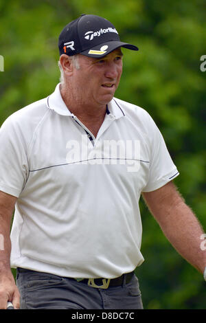 24 mai 2013 - St. Louis, MO, USA - 25 mai 2013 : Duffy Waldorf comme vu au cours de la troisième série de la Senior PGA Championship à Bellerive Country Club à St Louis. Banque D'Images