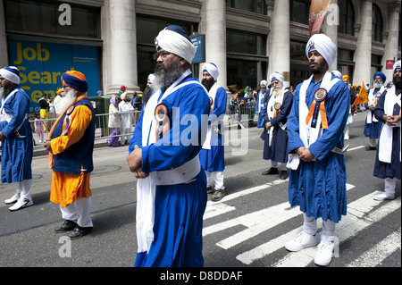 La ville de New York, NY : 25e Défilé Sikh, 2012. Banque D'Images