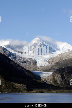 Franca Glacier. Le bras nord-ouest du Canal Beagle traverse la soi-disant Glacier Alley ou avenue des glaciers. Banque D'Images