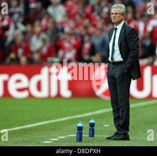 Londres, Royaume-Uni. 25 mai, 2013. Jupp Heynckes Manager du Bayern Munich lors de la finale de la Ligue des Champions entre le Bayern Munich et le Borussia Dortmund du stade de Wembley. Credit : Action Plus Sport Images/Alamy Live News Banque D'Images