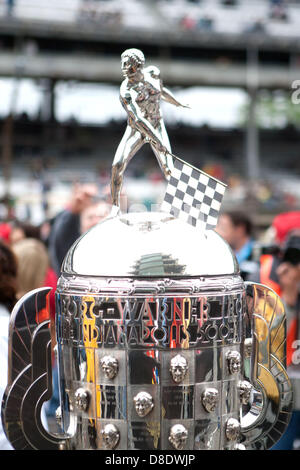 26 mai 2013 - Indianapolis, IN - 26 mai 2013 : Le trophée Borg-Warner avant l'Indianapolis 500 à l'Indianapolis Motor Speedway en Speedway, EN Banque D'Images