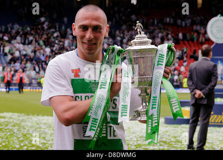 Glasgow, Ecosse, Royaume-Uni. Dimanche 26 mai 2013. Au cours de la Celtique Hibs v William Hill Scottish Cup Final à Hampden Park Stadium. Crédit : Colin Lunn / Alamy Live News Banque D'Images