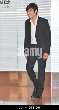 Lee Byung-heon, 26 mai 2013 : Tokyo, Japon : Acteur Byung hun Lee arrive à l'Aéroport International de Tokyo à Tokyo, Japon, le 26 mai 2013. (Photo de Keizo Mori/AFLO) Banque D'Images