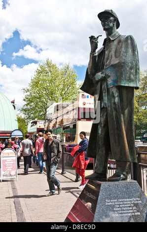 Statue de Sherlock Holmes, Baker Street, London, UK Banque D'Images