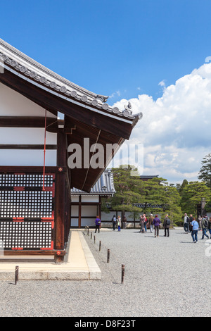 Les bâtiments en bois, Ogakumonjo Kemarinoniwa Kogosho et sur site. Palais impérial de Kyoto, Japon Banque D'Images