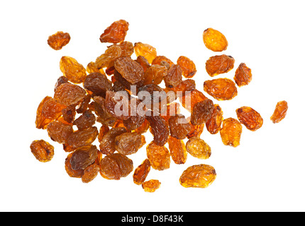 Tas de raisins sultana jaune isolé sur fond blanc Banque D'Images