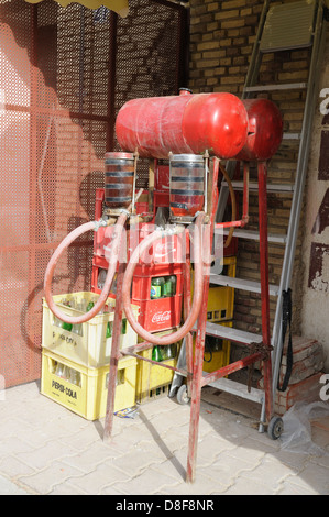 Petite station essence à Tozeur Tunisie Banque D'Images