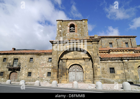 Colegiata de Arbas Banque D'Images