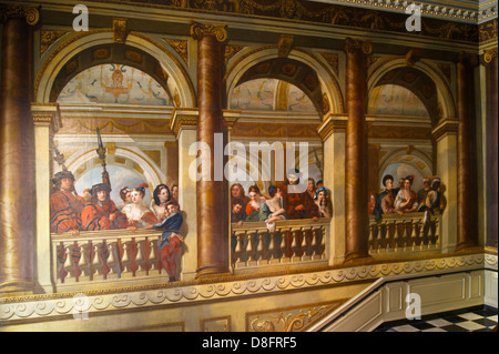 Peinture murale par William Kent, Grand escalier, les appartements du Roi, Kensington Palace, Hyde Park, Londres, Angleterre Banque D'Images