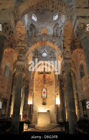 L'Italie, la Sicile, Palerme, Trapani, à l'église, de l'intérieur, Banque D'Images