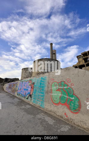 Ruines d'une usine de ciment dans la chaux, de l'Oregon. Banque D'Images