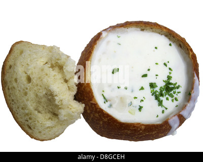 Clam Chowder dans un bol de pain Banque D'Images