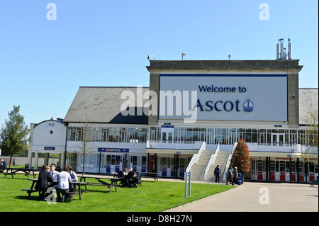 L''hippodrome d''Ascot, Berkshire, Angleterre, Royaume-Uni. Banque D'Images