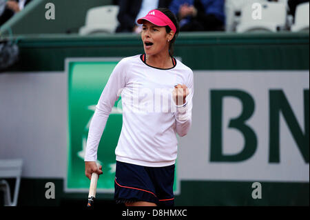 Paris, France. 29 mai 2013. 23 11 de la Serbie en action pendant le match entre Ana Ivanovic de Serbie et Mathilde Johansson de France au deuxième tour de l'Open de France de Roland Garros. Credit : Action Plus de Sports / Alamy Live News Banque D'Images