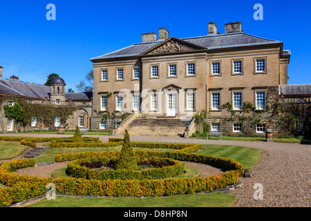 Façade avant de Dumfries House, près de Cumnock, Ayrshire, Ecosse.. La maison a été restauré par le Prince Charles qui détient maintenant il Banque D'Images